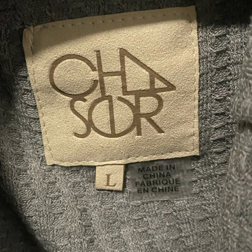 NWT Chaser Turtleneck Thermal Raglan Grey Revolve - Picture 9 of 11